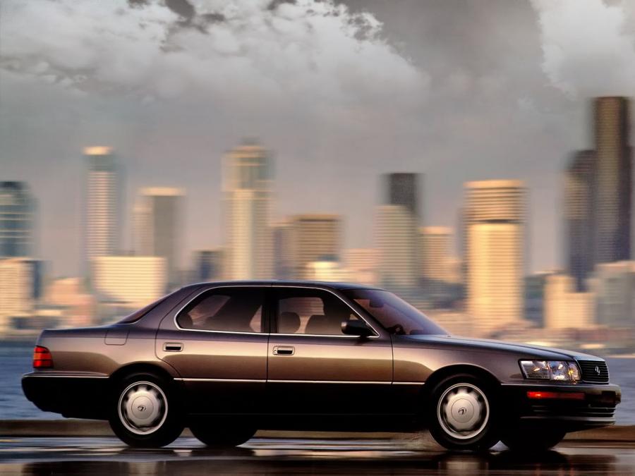  Lexus LS400 (UCF10) 1989 года  (NA) (фото 8 из 30)